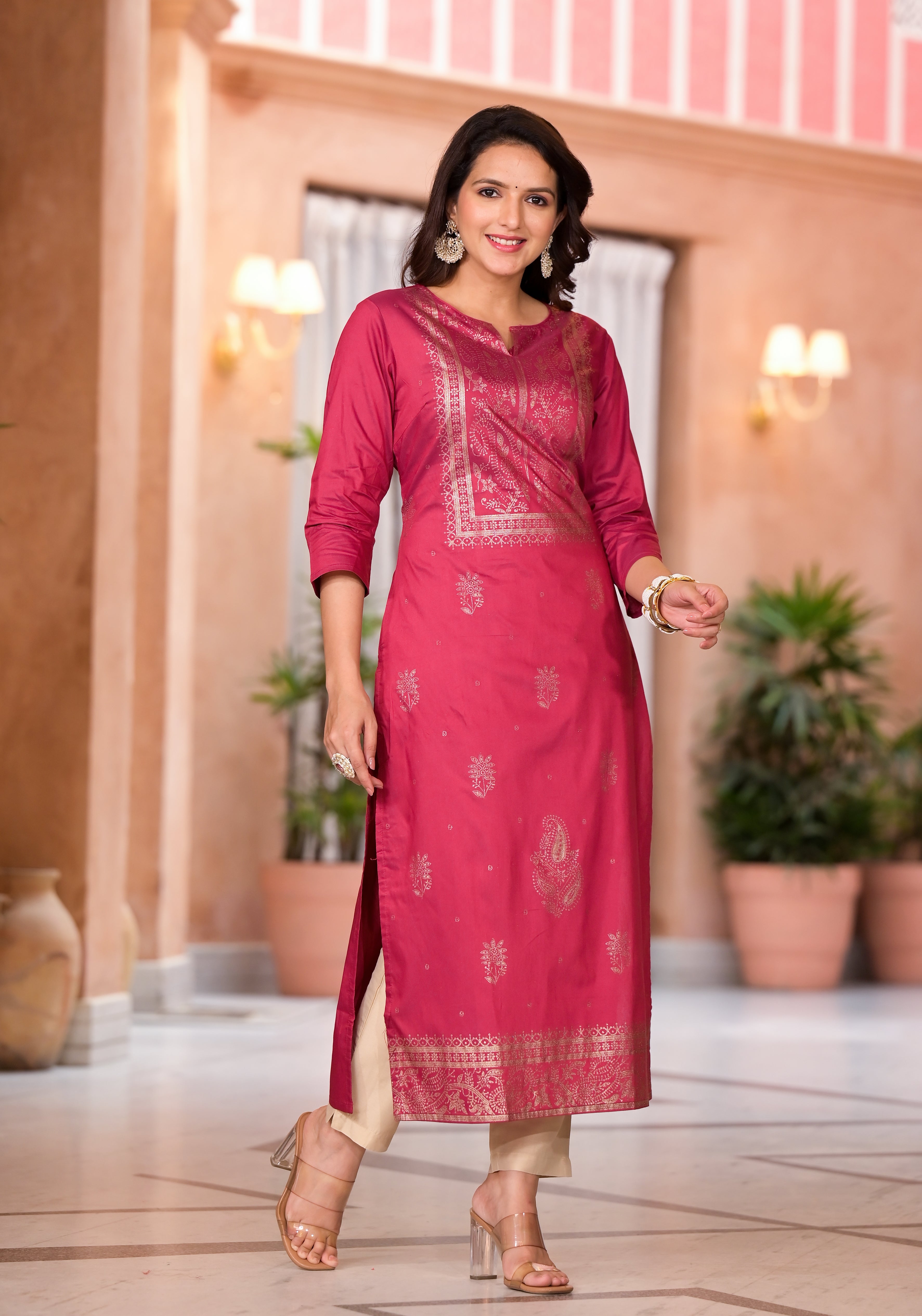 Juniper Women's Maroon Ethnic Motif Printed Cotton Kurta