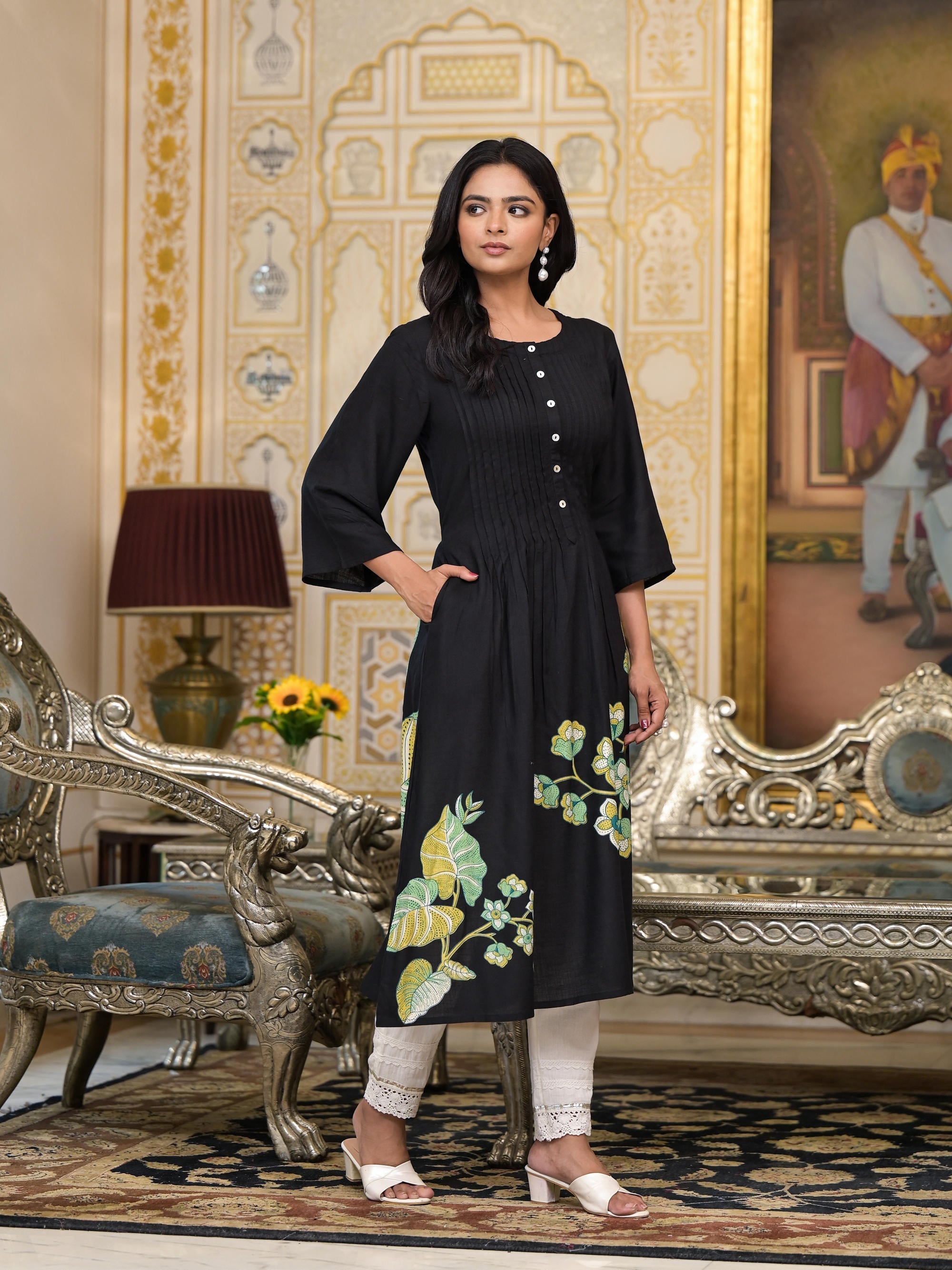 Juniper Women's Black Floral Printed Liva Rayon Kurta With Buttons
