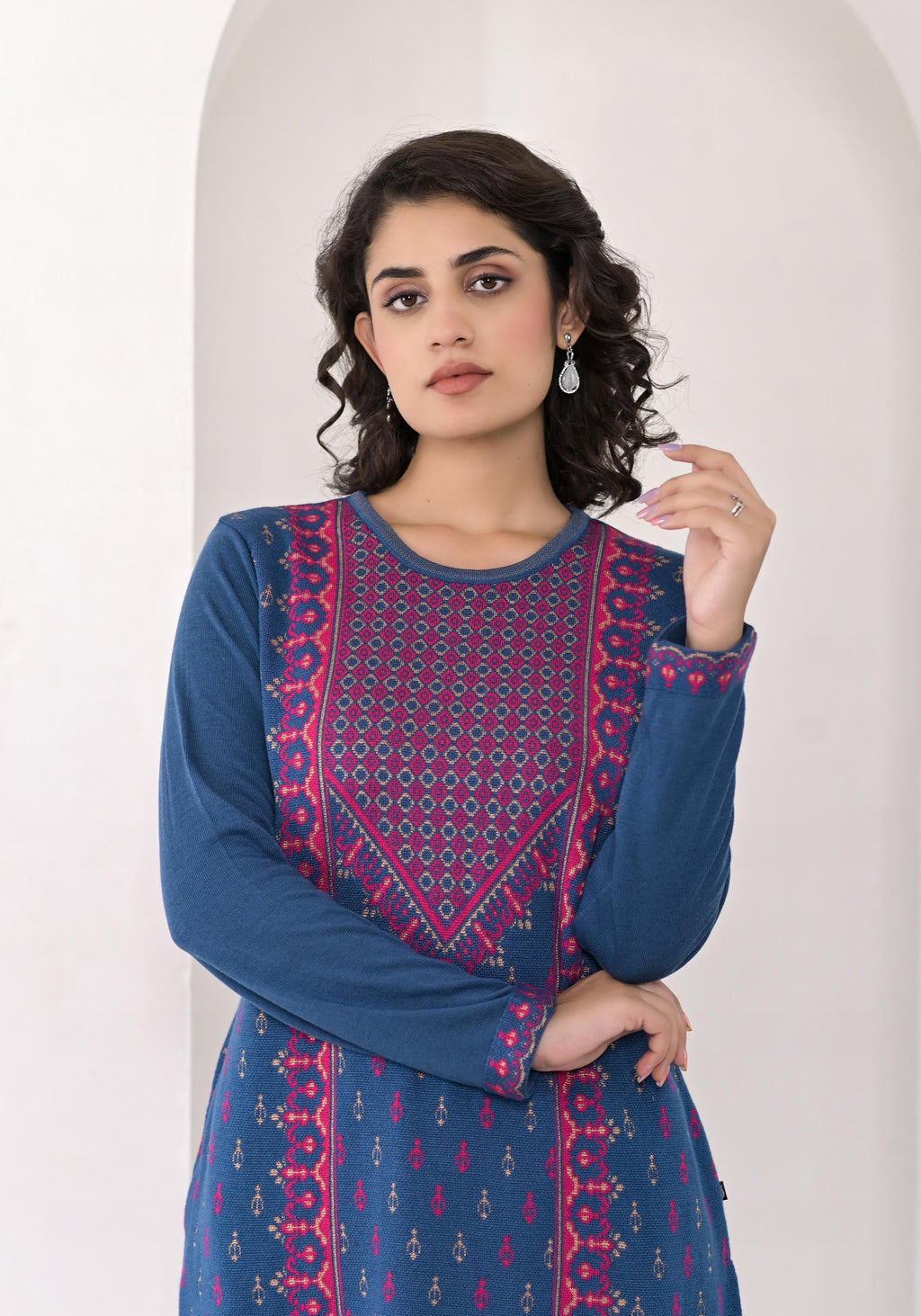 Juniper Neerja Indigo Heritage Kurta - Distacart