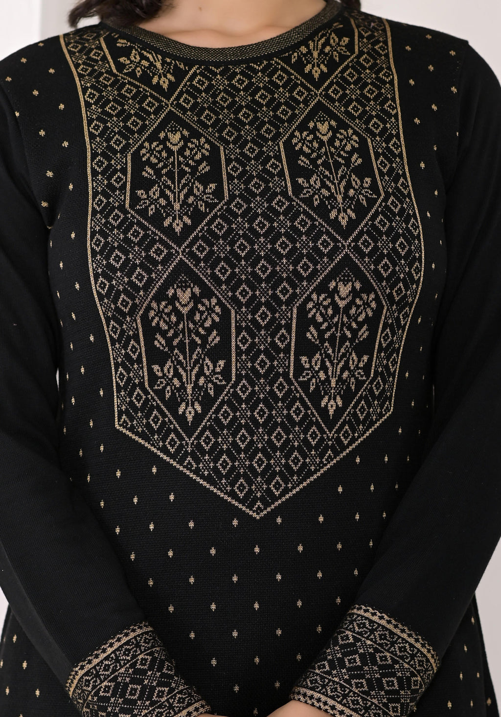 Juniper Women's Black Ethnic Motif Printed Cotton Winter Wear Kurta