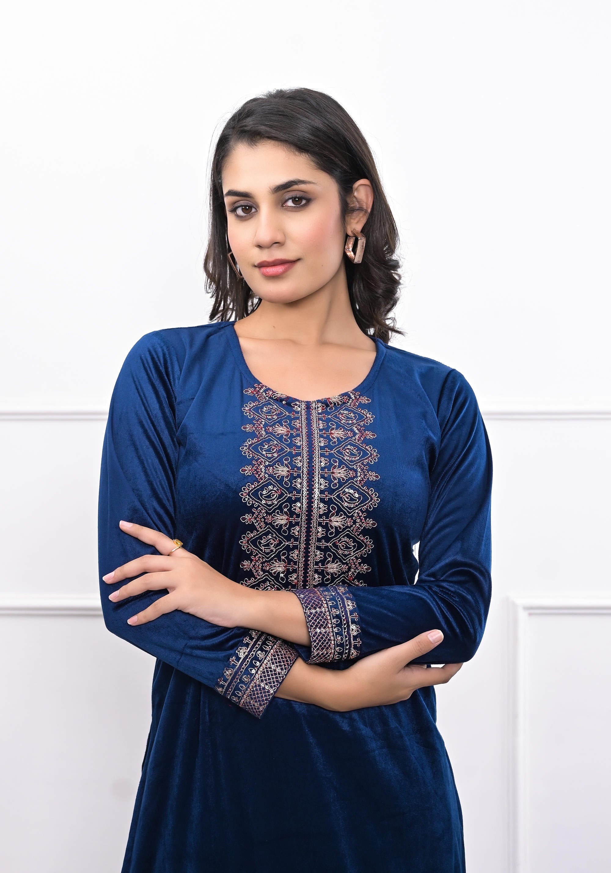 Juniper Women's Velvet Blue Kurta & Pant Set With Thread Work & Sequins