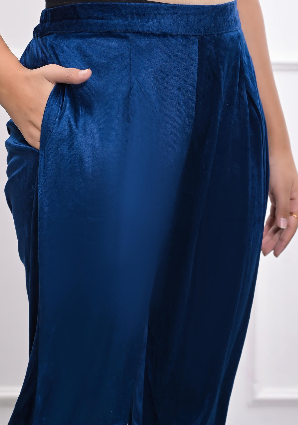 Juniper Women's Velvet Blue Kurta & Pant Set With Thread Work & Sequins