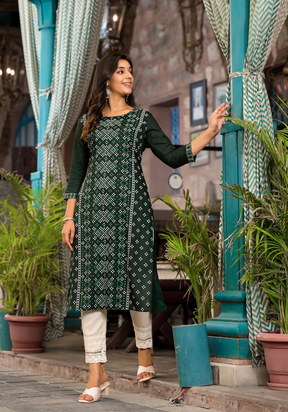 Juniper Women's Green Ethnic Motif Printed Round NeckRayon Kurta With Straight Hemline