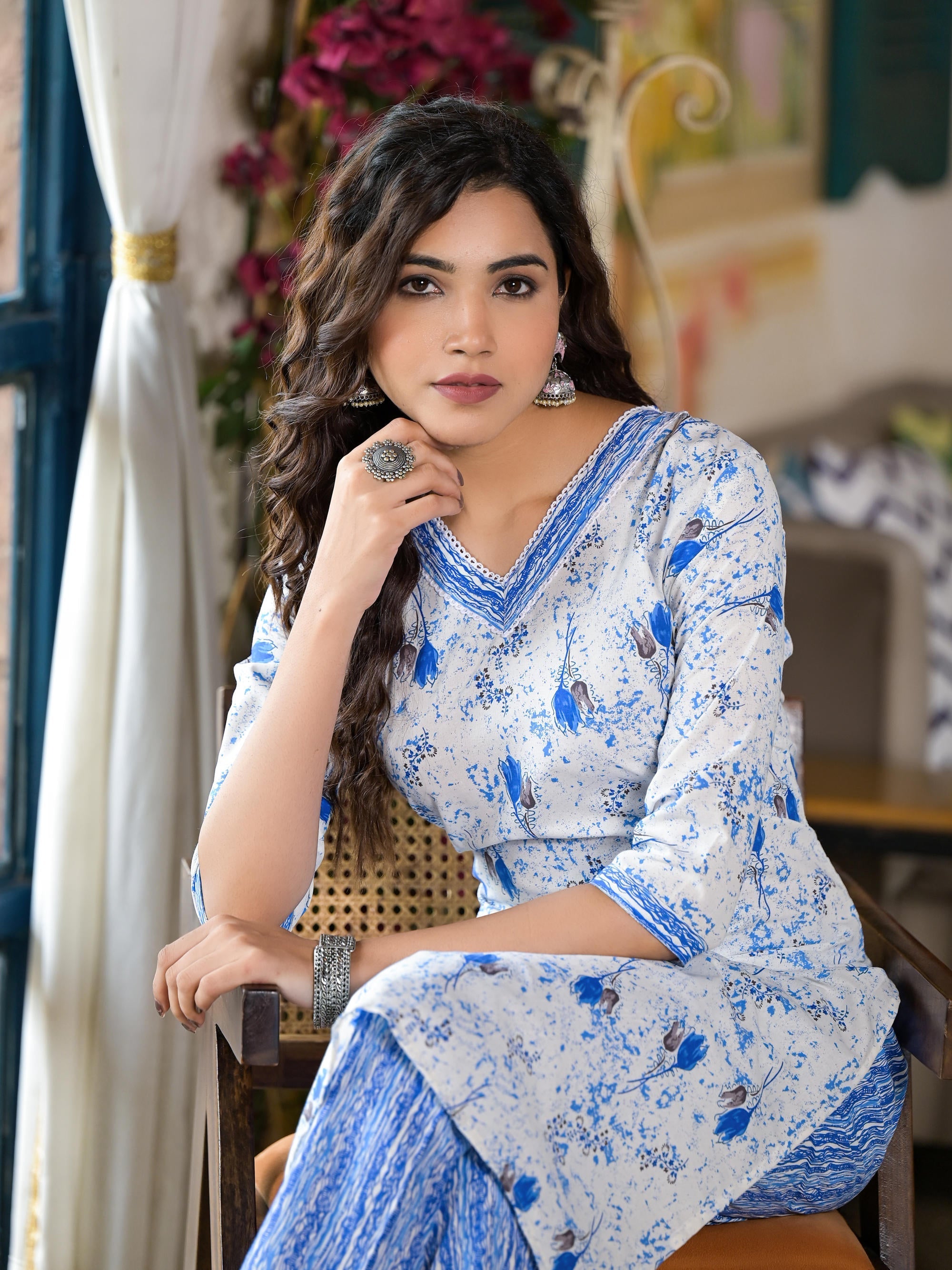 Juniper Women's Blue Floral Printed Cotton Kurta & Pant Set With Lace
