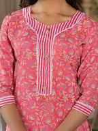 Juniper Women's Peach Floral Printed Cotton Kurta & Pant Set With Lace & Buttons
