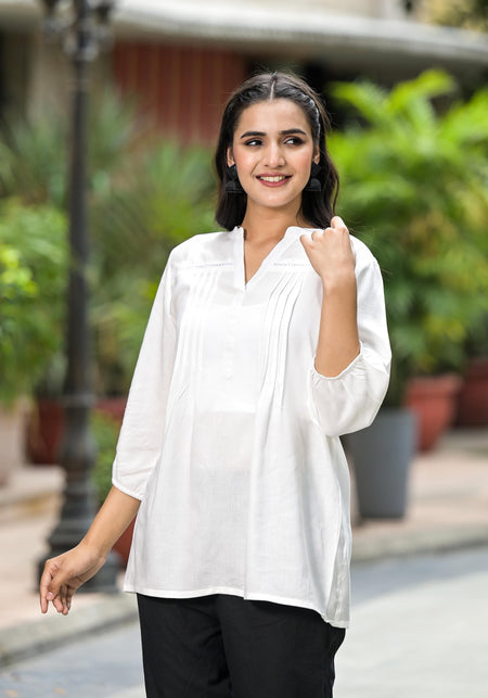 Juniper Women's White Solid Rayon Top With Mandarin Collar