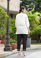 Juniper Women's White Solid Rayon Top With Mandarin Collar