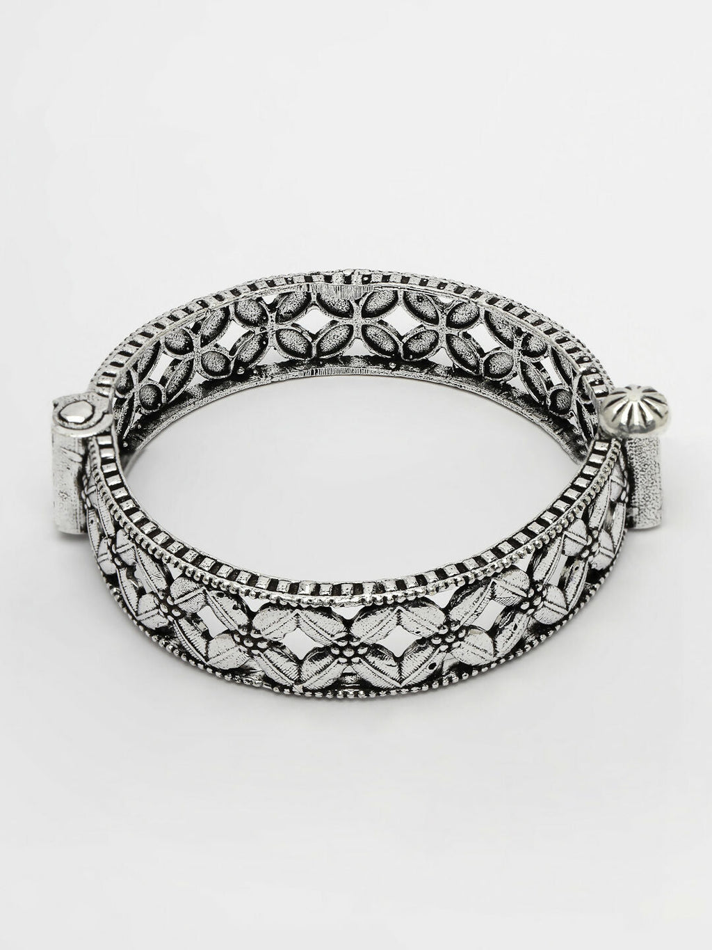 NVR Women's Silver-Toned German Silver Oxidised Kada Bangle - Distacart