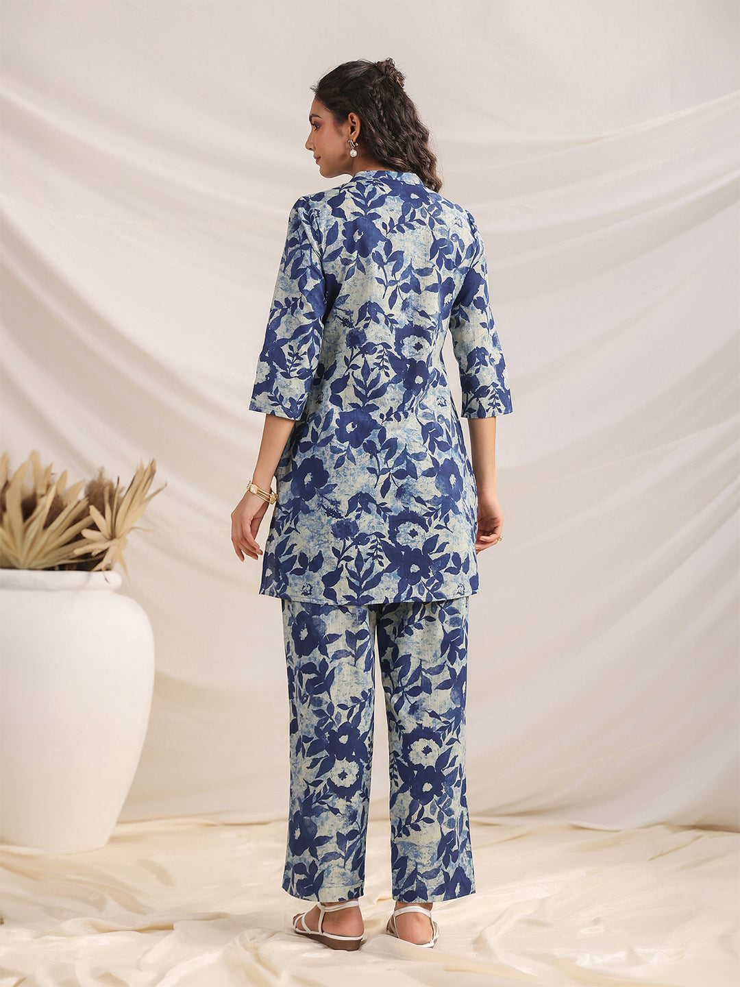 Janasya Dark Cotton Floral Straight Top & Bottom Set - Distacart