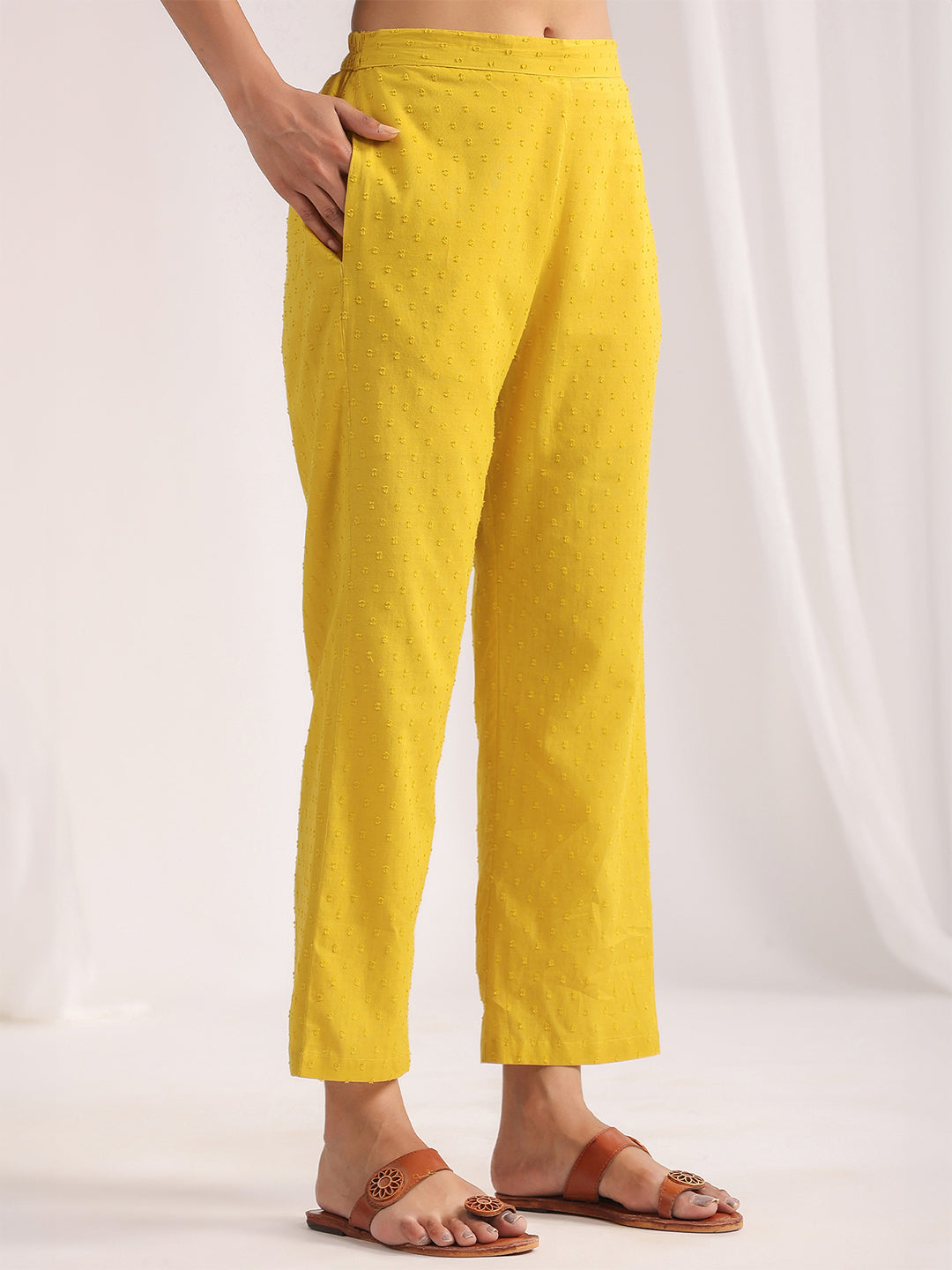 Janasya Gathering Dobby Cotton Yellow Self Design V-Neck Set - Distacart
