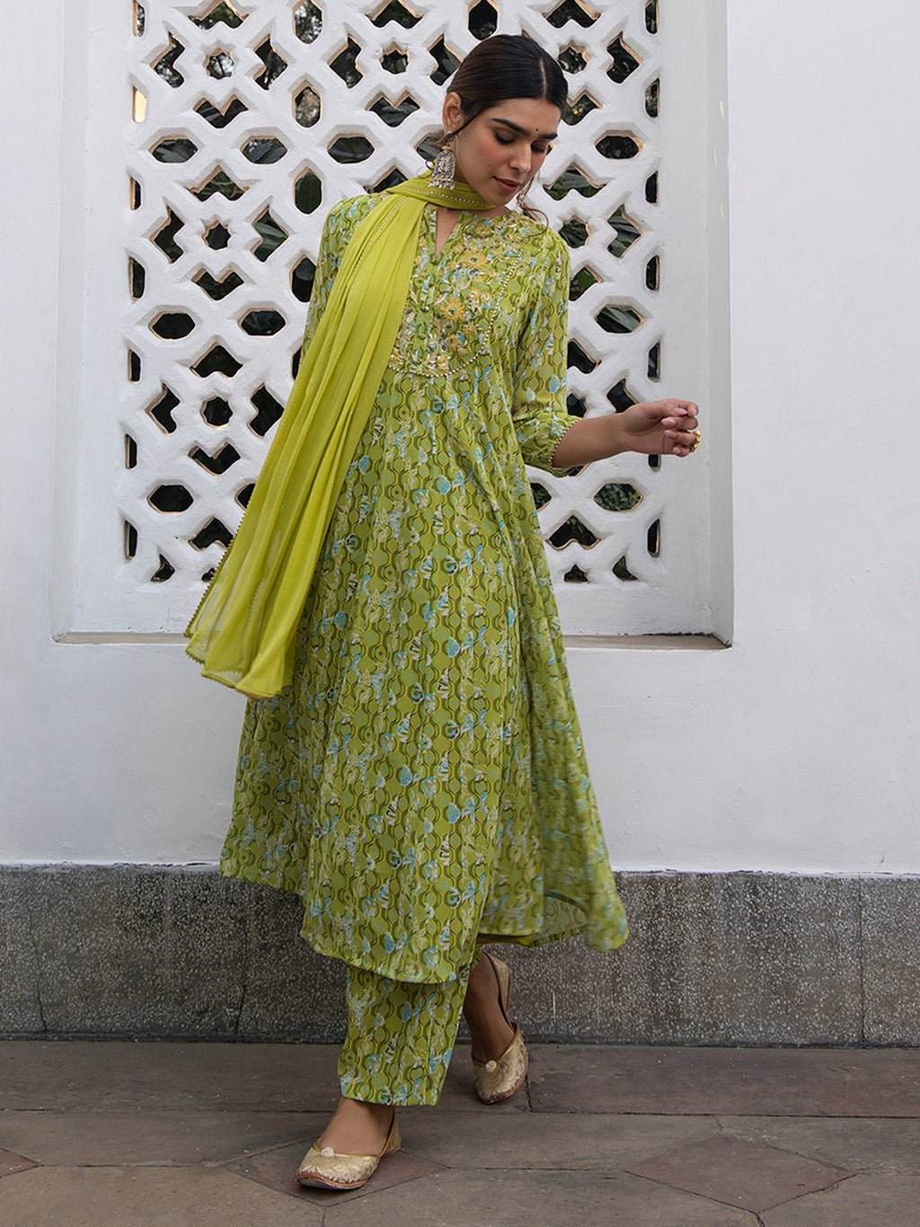 Janasya Light Georgette Yoke Embroidery Anarkali Kurta Set - Distacart