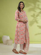 Janasya Straight Cambric Off White Floral V-Neck Set