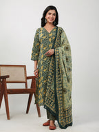 Janasya Straight Cambric Green Ethnic Motifs V-Neck Set