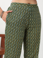 Janasya Straight Cambric Green Ethnic Motifs V-Neck Set