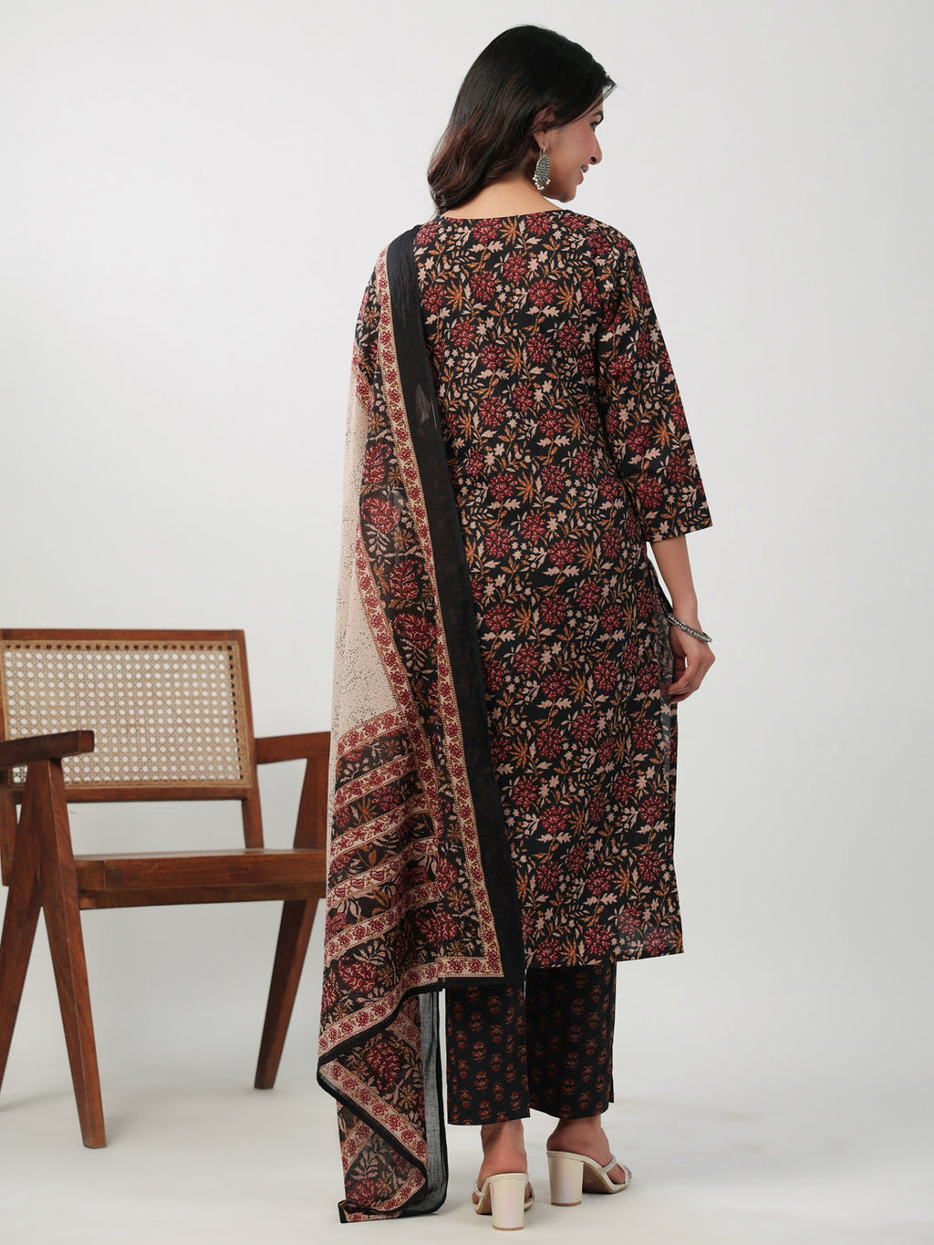 Janasya Straight Cambric Black Floral Notch Neck Kurta,Bottom & Dupatta