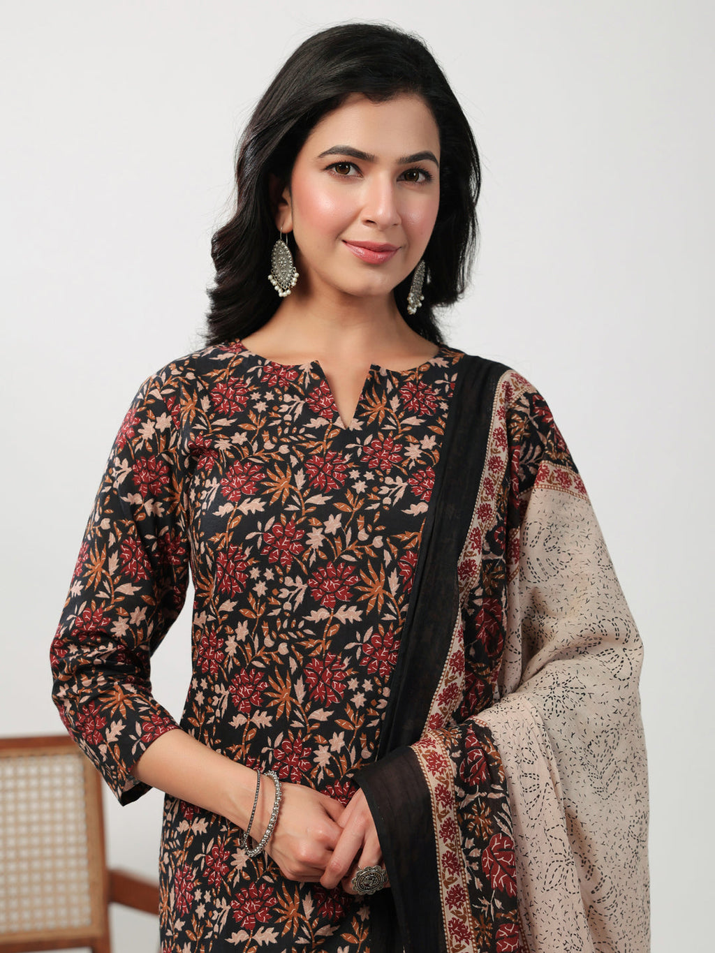 Janasya Straight Cambric Black Floral Notch Neck Kurta,Bottom & Dupatta