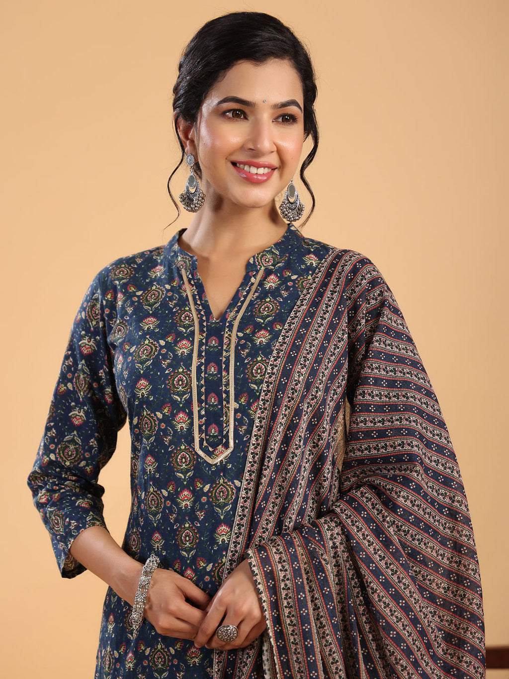 Janasya Straight Cambric Dark Blue Ethnic Motifs Band Collar Kurta,Bottom & Dupatta