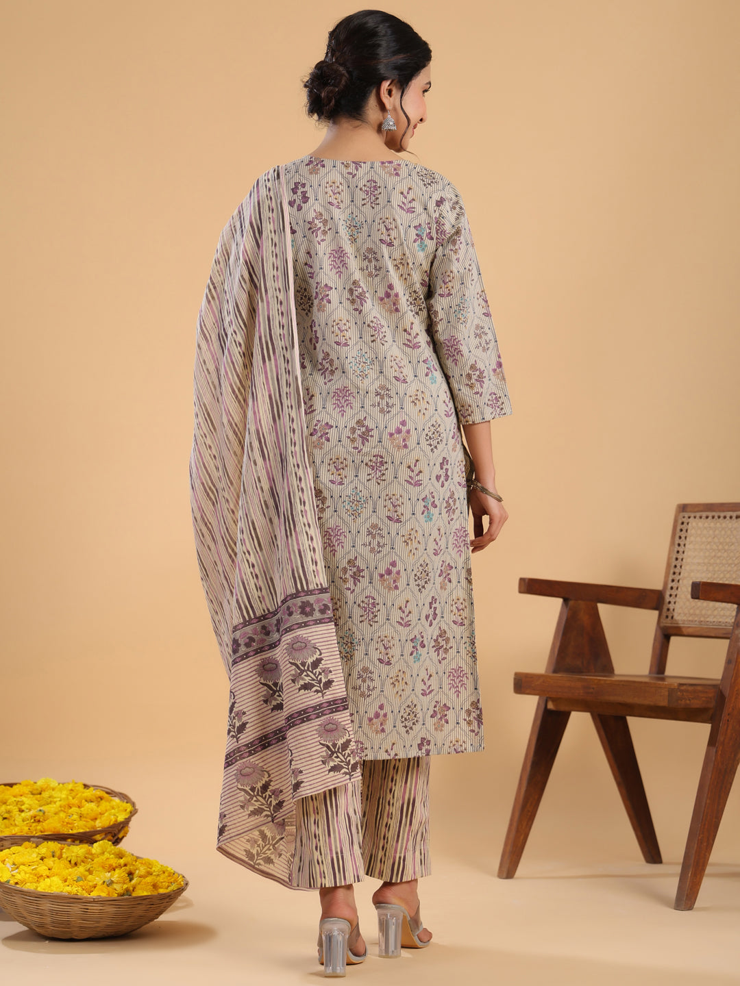 Janasya Regular Cotton Cream Floral Notch Neck Kurta,Bottom & Dupatta
