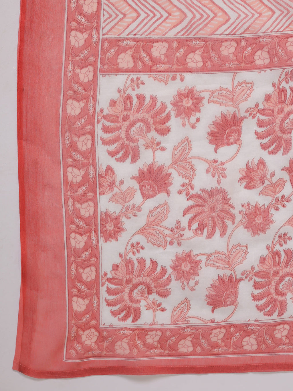 Janasya Straight Cambric White Floral Notch Neck Set