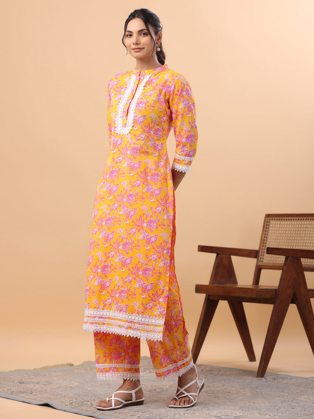 Janasya Straight Cambric Orange Floral Band Collar Kurta & Bottom
