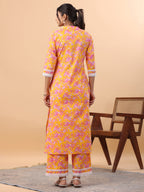 Janasya Straight Cambric Orange Floral Band Collar Kurta & Bottom