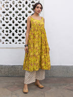 Janasya Bright Cotton Floral Gathered Kurta Set - Distacart