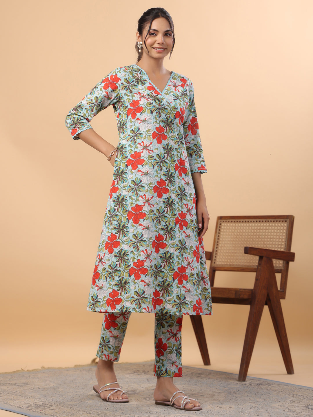Janasya A-Line Cambric Blue Floral V-Neck Kurta & Bottom