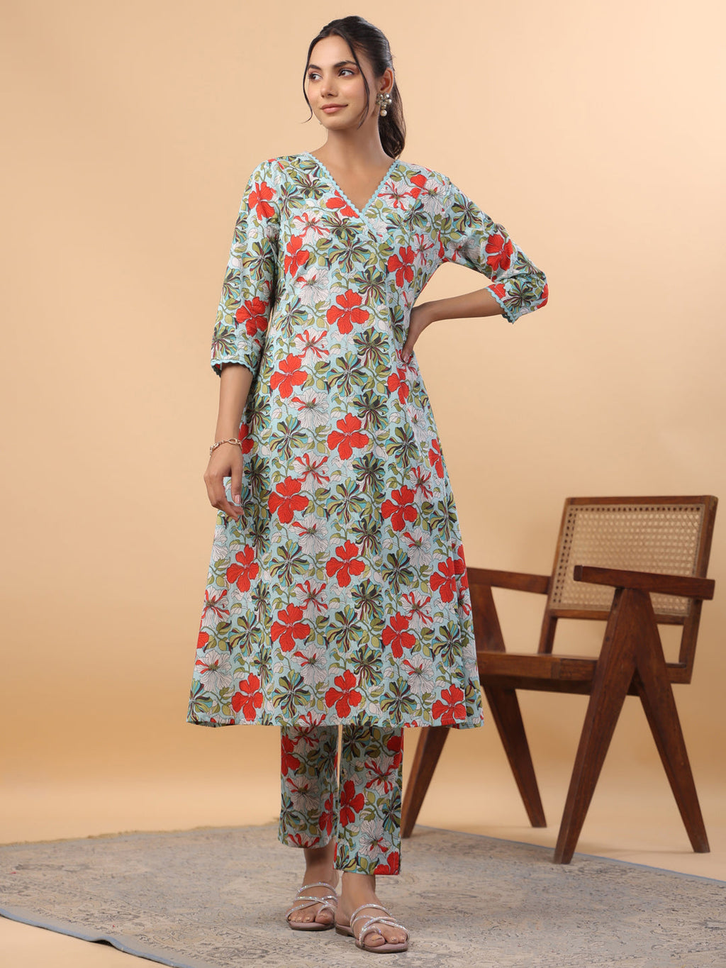 Janasya A-Line Cambric Blue Floral V-Neck Kurta & Bottom