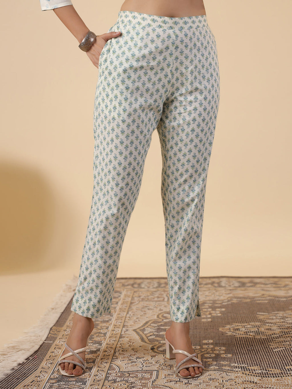 Janasya Bright Cotton Floral Straight Kurta Set - Distacart