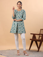 Janasya A-Line Cambric Sage Floral Round Neck Tunic