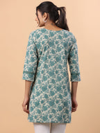 Janasya A-Line Cambric Sage Floral Round Neck Tunic