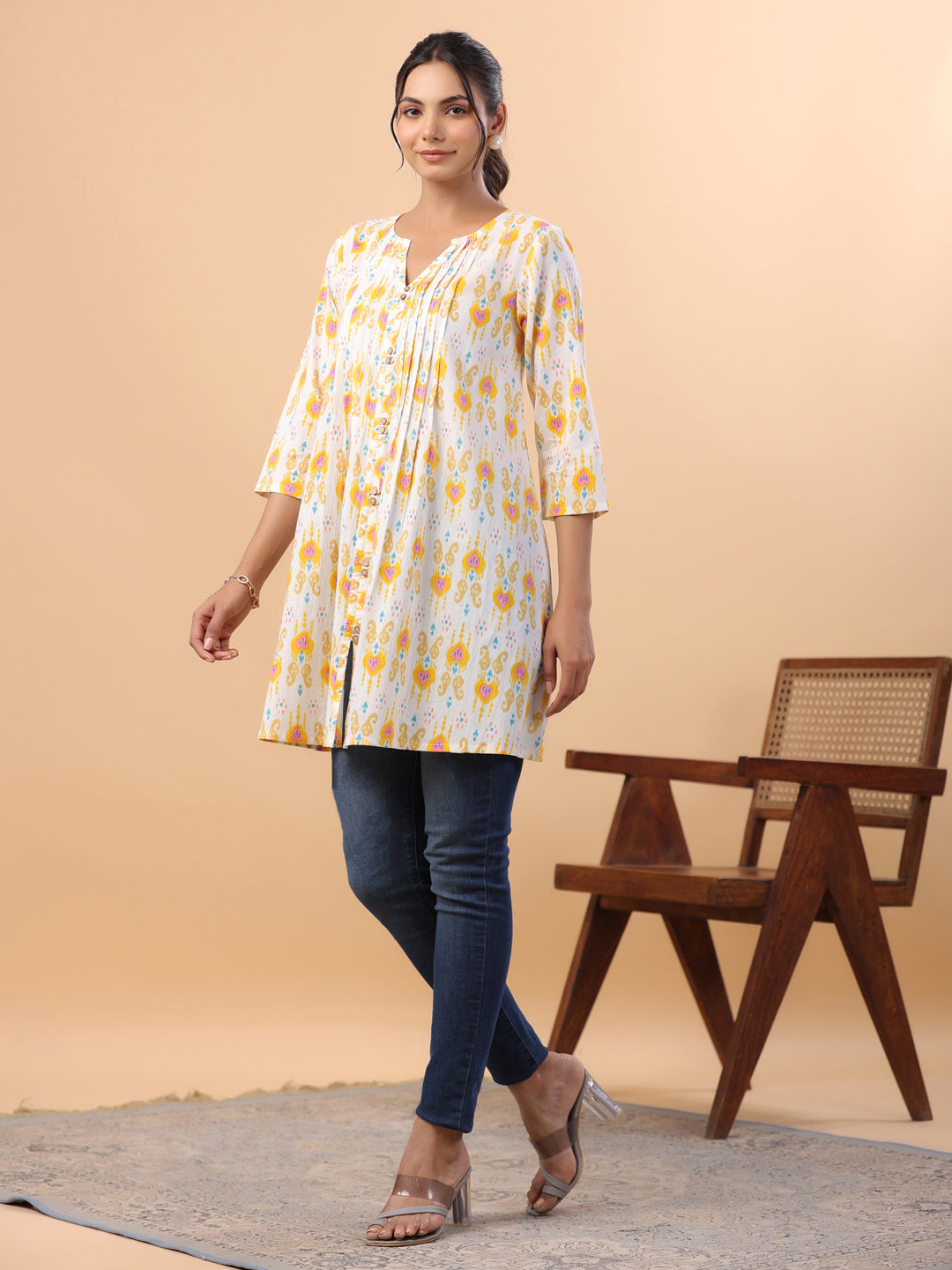 Janasya White Cambric Ikkat Tunic