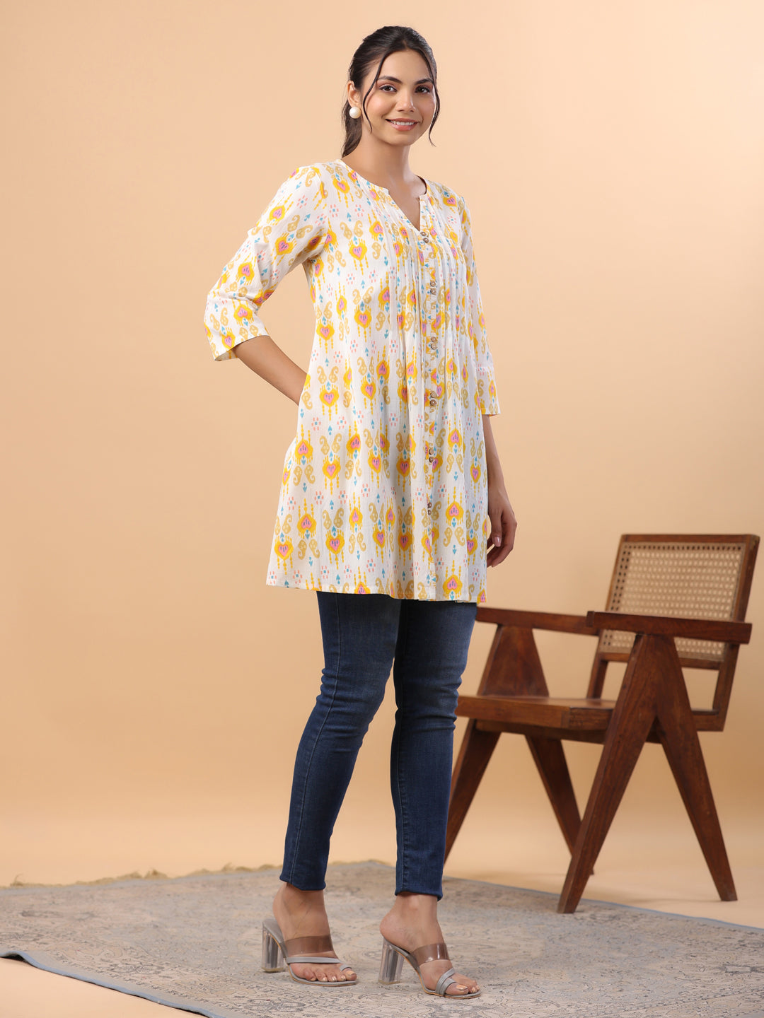 Janasya Pleated Cambric White Ikkat Notch Neck Tunic