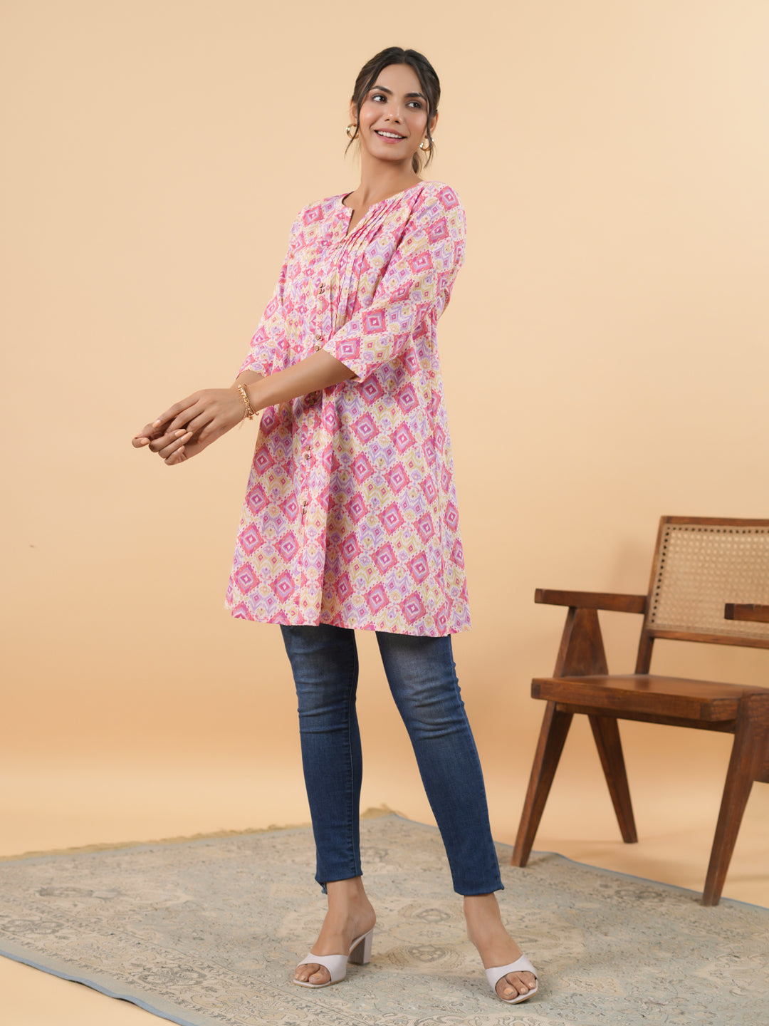 Janasya Pink Cambric Geometric Tunic