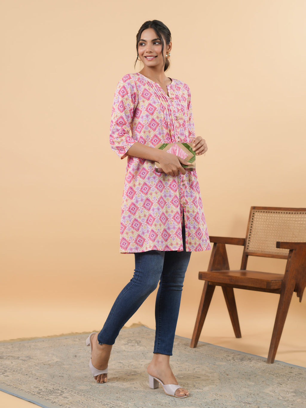 Janasya Pink Cambric Geometric Tunic