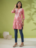 Janasya Straight Cambric Beige Embroidered Round Neck Tunic