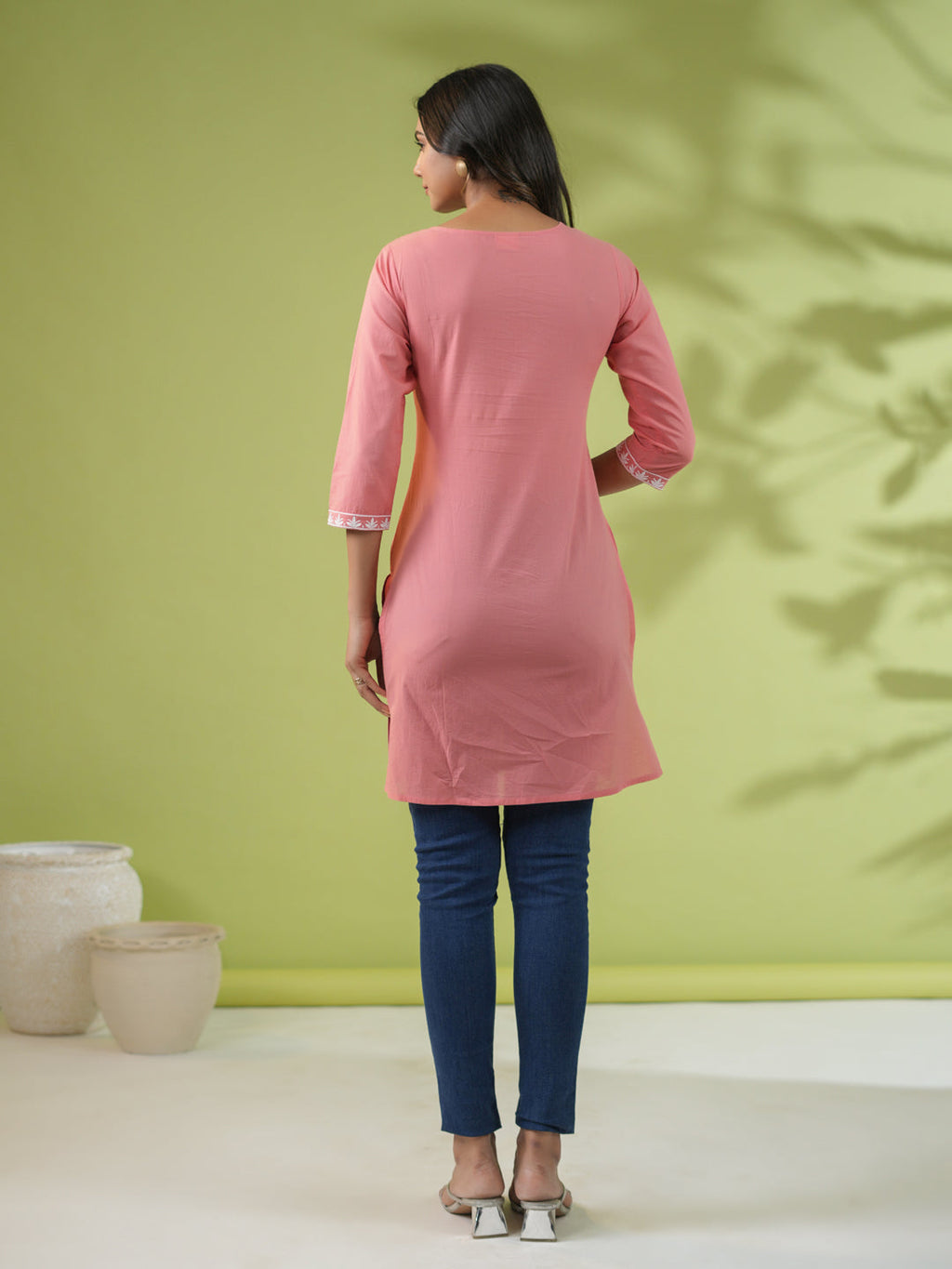 Janasya Straight Cambric Beige Embroidered Round Neck Tunic