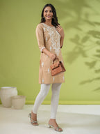 Janasya Straight Cambric Beige Embroidered Round Neck Tunic
