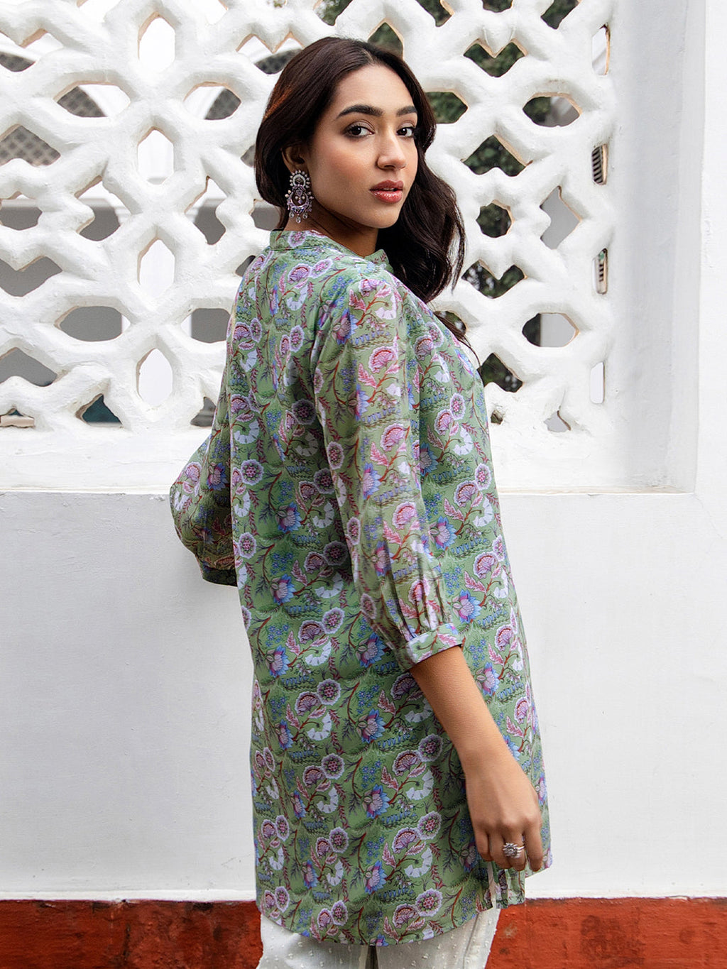 Janasya Regular Weightless Georgette Sage Floral Band Collar Tunic