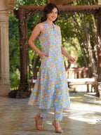 Janasya Light Cotton Floral Straight Kurta Set - Distacart