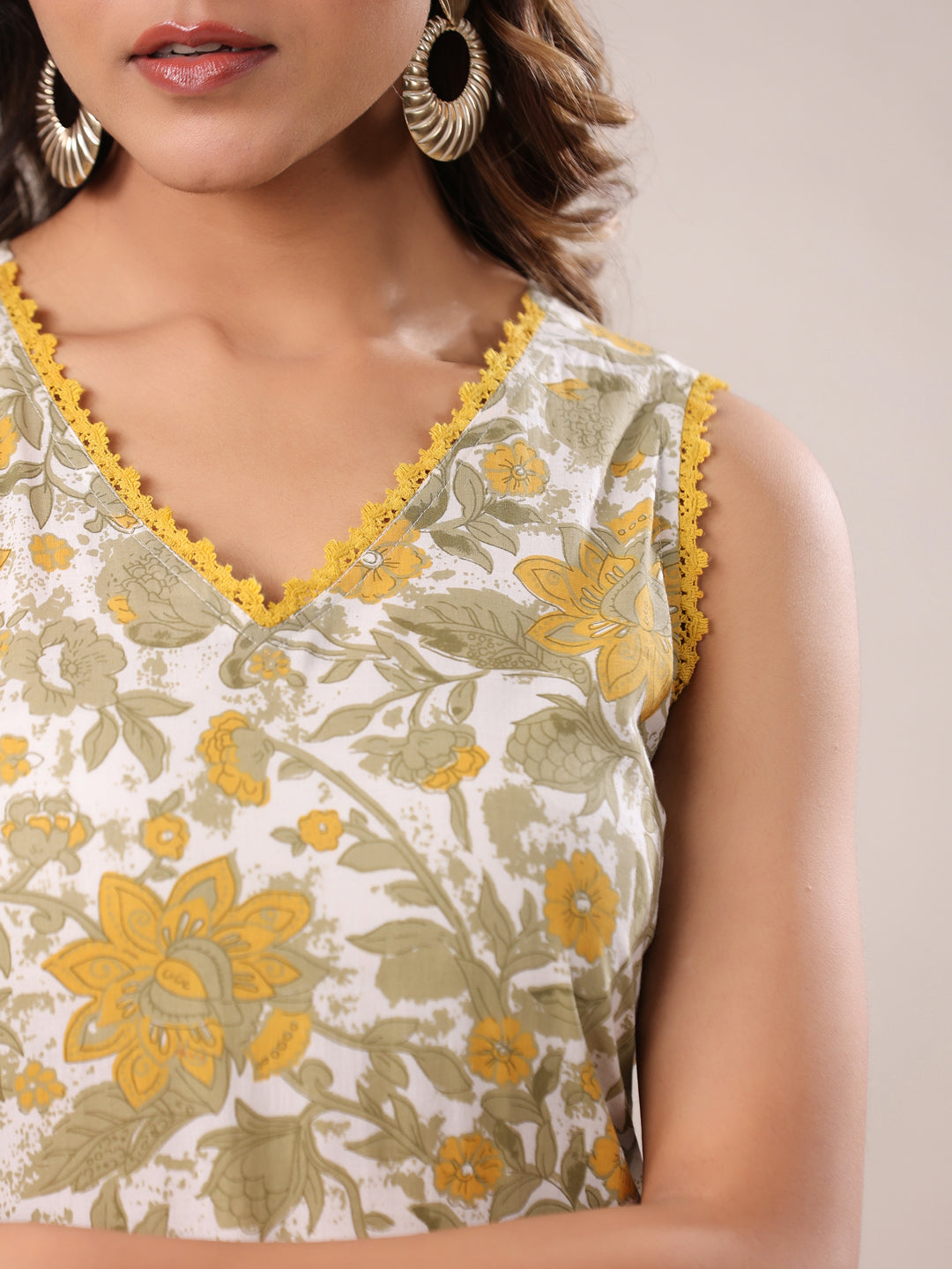 Janasya Light Cotton Floral Straight Kurta Set - Distacart