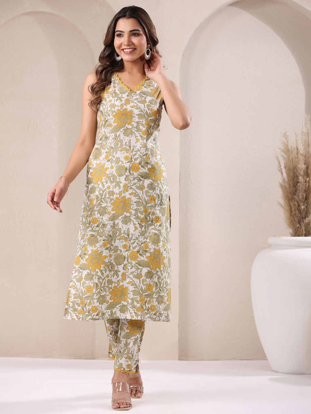 Janasya Light Cotton Floral Straight Kurta Set - Distacart