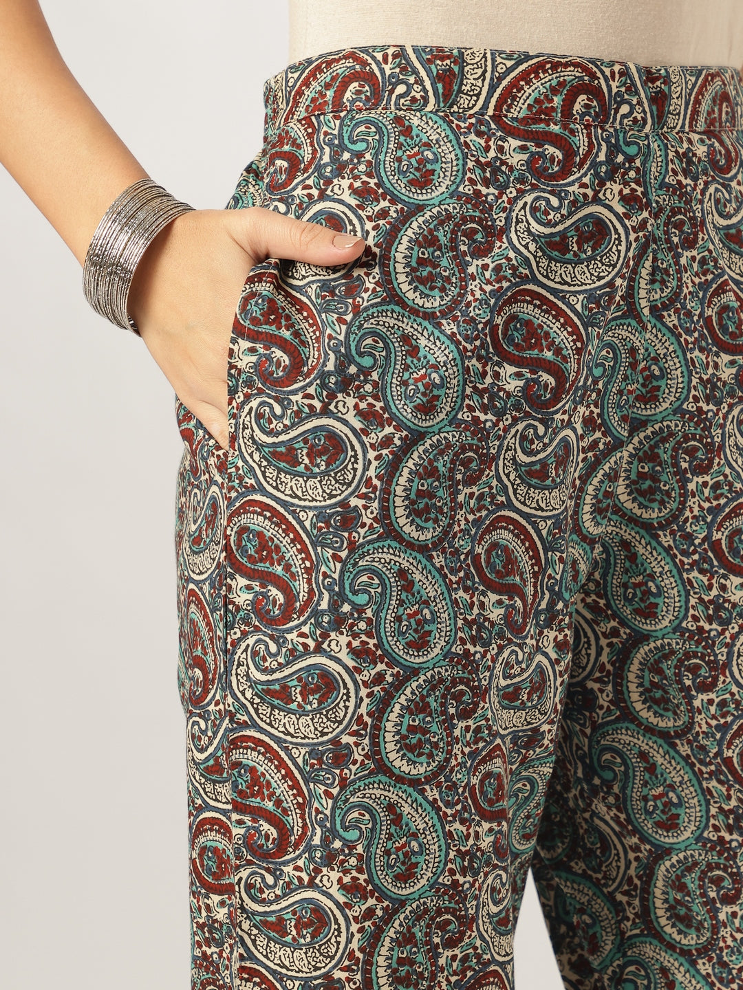 Janasya Dark Cotton Ethnic Motifs Straight Kurta Set - Distacart