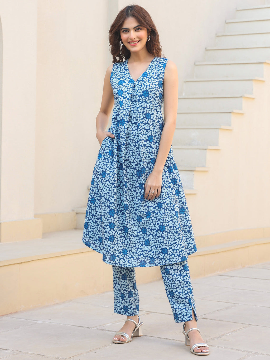 Janasya Dark Cotton Floral A-Line Kurta Set - Distacart