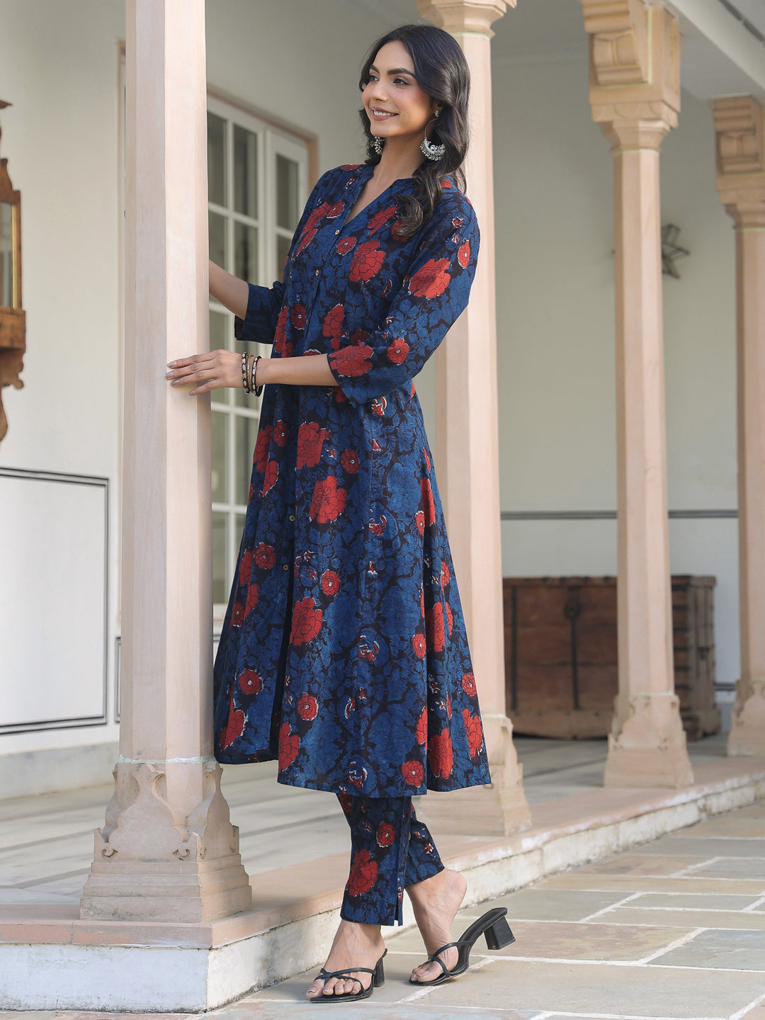 Janasya Dark Cotton Floral A-Line Kurta Set - Distacart