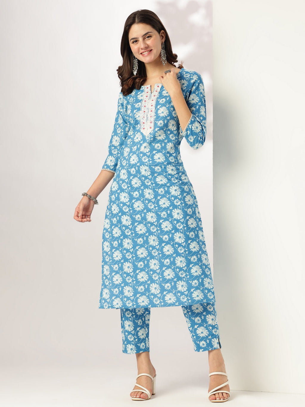 Janasya Light Cotton Floral Straight Kurta Set - Distacart