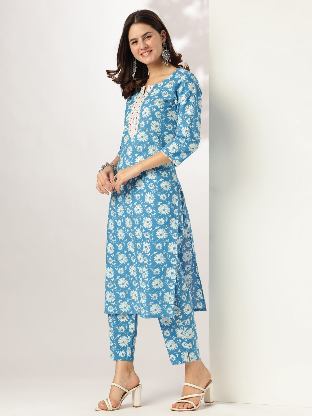 Janasya Light Cotton Floral Straight Kurta Set - Distacart