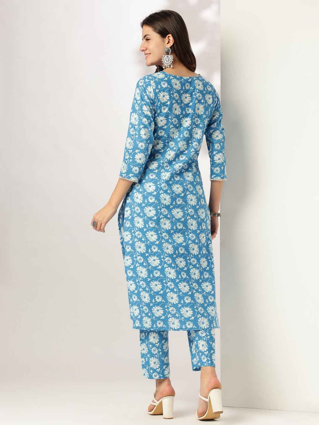 Janasya Light Cotton Floral Straight Kurta Set - Distacart