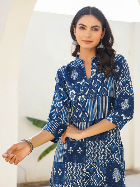 Janasya Dark Cotton Ethnic Motifs Straight Kurta Set