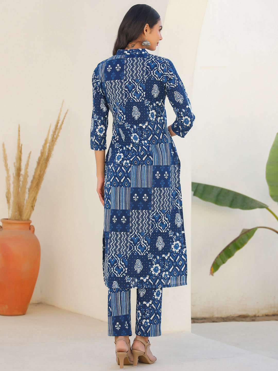 Janasya Dark Cotton Ethnic Motifs Straight Kurta Set - Distacart
